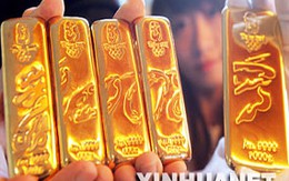Dân quê Trung Quốc được tặng 26 chỉ vàng