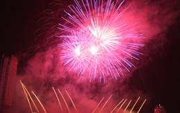 Chùm ảnh đặc sắc đêm lễ hội pháo hoa