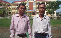 Đôi bạn già 9 lần cùng thi tốt nghiệp