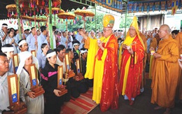 Đại lễ cầu siêu 34 nạn nhân vụ xe khách rơi sông Sêrêpôk