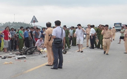 Hai trung úy cảnh sát bị kéo lê dưới gầm xe tải