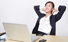 Cách chăm sóc ngực cho chị em văn phòng 