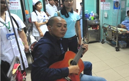 Mang âm nhạc đến bệnh viện số 21: Món quà của tình yêu thương