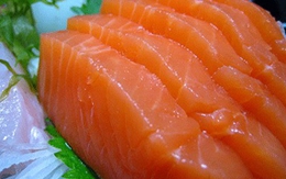Bùng phát nhiễm khuẩn salmonella từ cá hồi