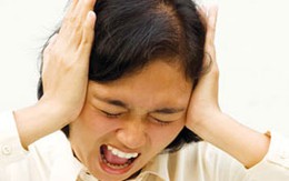 Điếc đột ngột do đầu tư thua lỗ