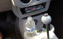 Nước uống để lâu trên ôtô dễ gây ung thư