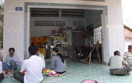 Đầu độc nguồn nước, đốt nhà và đâm chết vợ hờ vì bị dứt tình