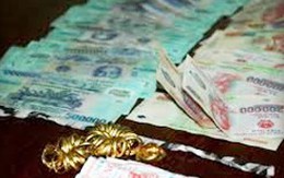 Vợ kẻ chủ mưu cướp vàng cụ già ăn xin bị sa lưới
