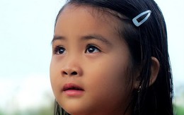 Chăm sóc mắt cho bé để ngăn ngừa cận thị