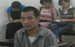 Lời hối lỗi của nghịch tử cầm dao giết mẹ