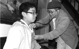 Tấm lòng thơm thảo của ông bác sĩ "dị tính" ở Đà Thành