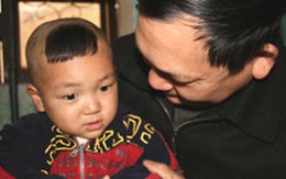 Hãy giúp các cháu bé trở về từ "hang hùm miệng sói"