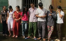 Triệt phá sới bạc trong rừng