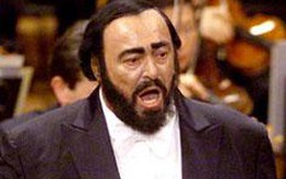 Huyền thoại opera Luciano Pavarotti qua đời