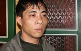 Đút túi áo gần 300 viên thuốc lắc
