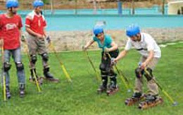 Du lịch trượt cỏ lên cơn “sốt”