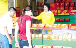 Nhiều đại lý hạ giá bánh trung thu: 1 tháng lương = 5 hộp bánh