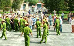 Khi "đại gia" ra tòa