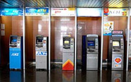 Cuối năm: Cẩn thận với những tai nạn thường gặp khi rút tiền từ ATM