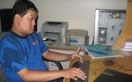 Huân chương hạnh phúc nhòe mồ hôi và nước mắt