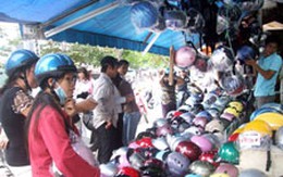 Ngất ngưởng giá mũ bảo hiểm "xịn"