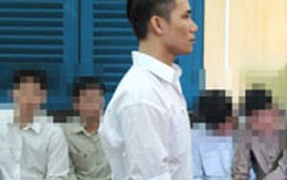 Vượt tường hiếp dâm trẻ 13 tuổi