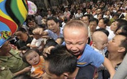 Gần 13.000 trẻ em Trung Quốc nhiễm bệnh do sữa Tam Lộc