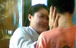 Sự phản bội và chai axit oan nghiệt