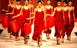 Giới trẻ Trung Quốc khát đồ hiệu