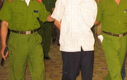 Tuyên án tử hình gian phu giết vợ