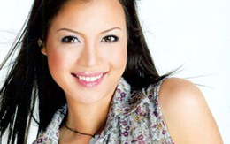 Ngọc Oanh: Bẩm sinh đã ... rạng rỡ