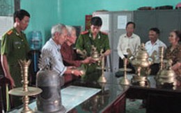 Băng trộm đồ thờ sa lưới