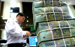 Báo Công an về khách hàng giao dịch từ 5 tờ tiền giả trở lên