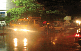 Dùng taxi đi trộm