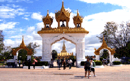 Bun Thạt Luống: Lễ hội văn hoá dân tộc Lào