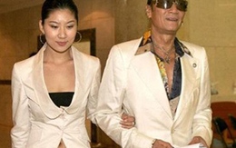 Bố Tạ Đình Phong thắm thiết bên bạn gái kém 4 con giáp