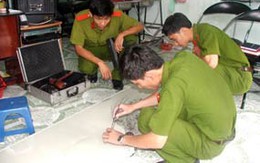 14 tuổi cưỡng bức chủ tiệm tóc trong toilet
