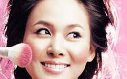 Trang điểm cho người có gò má cao