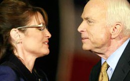 McCain "bỏ rơi" người đẹp Palin