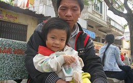Nuốt nước mắt đưa con về quê chờ chết 