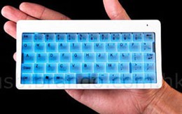 Bàn phím siêu nhỏ giá 47 USD
