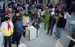 Vợ chồng già bị đuổi ra đường: Trưởng Công an phường coi thường công luận