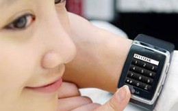 Điện thoại đeo tay đầu tiên ra mắt 