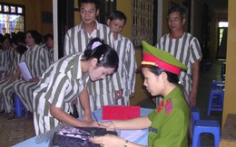 Hơn 1 vạn hồ sơ được đề nghị đặc xá