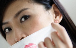 Bí quyết 'chữa cháy' khi trang điểm 