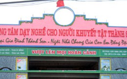 Giám đốc tra tấn học viên khuyết tật: Dư luận cũng "sốc"