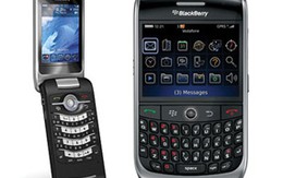 BlackBerry nắp gập và 8900 đến châu Á