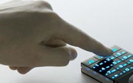 Trộm điện thoại để xài Tết