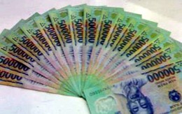 Hà Nội: "Vòi" tiền doanh nghiệp, 2 cán bộ thuế bị tạm giam