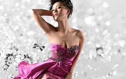 Đỗ Hải Yến quyến rũ với váy ngắn